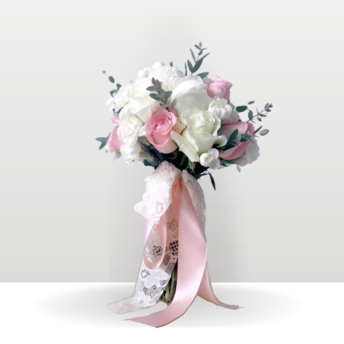 Laced sweet heart | bridal bouquet | free delivery kl & pj