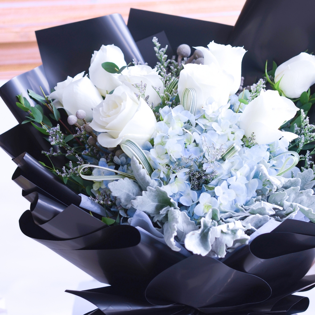Aozora blue hydrangea hand bouquet - image 8
