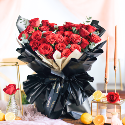 Luxuriante 33 red roses bouquet free delivery kl & pj