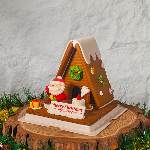 Gingerbread house y25 1 1