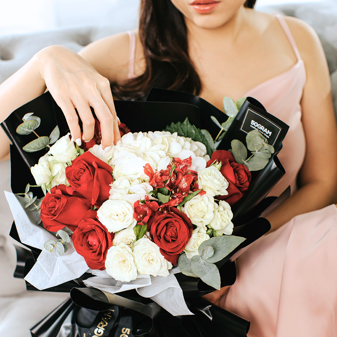 Pinacle Red White Hydrangea Hand Bouquet 2