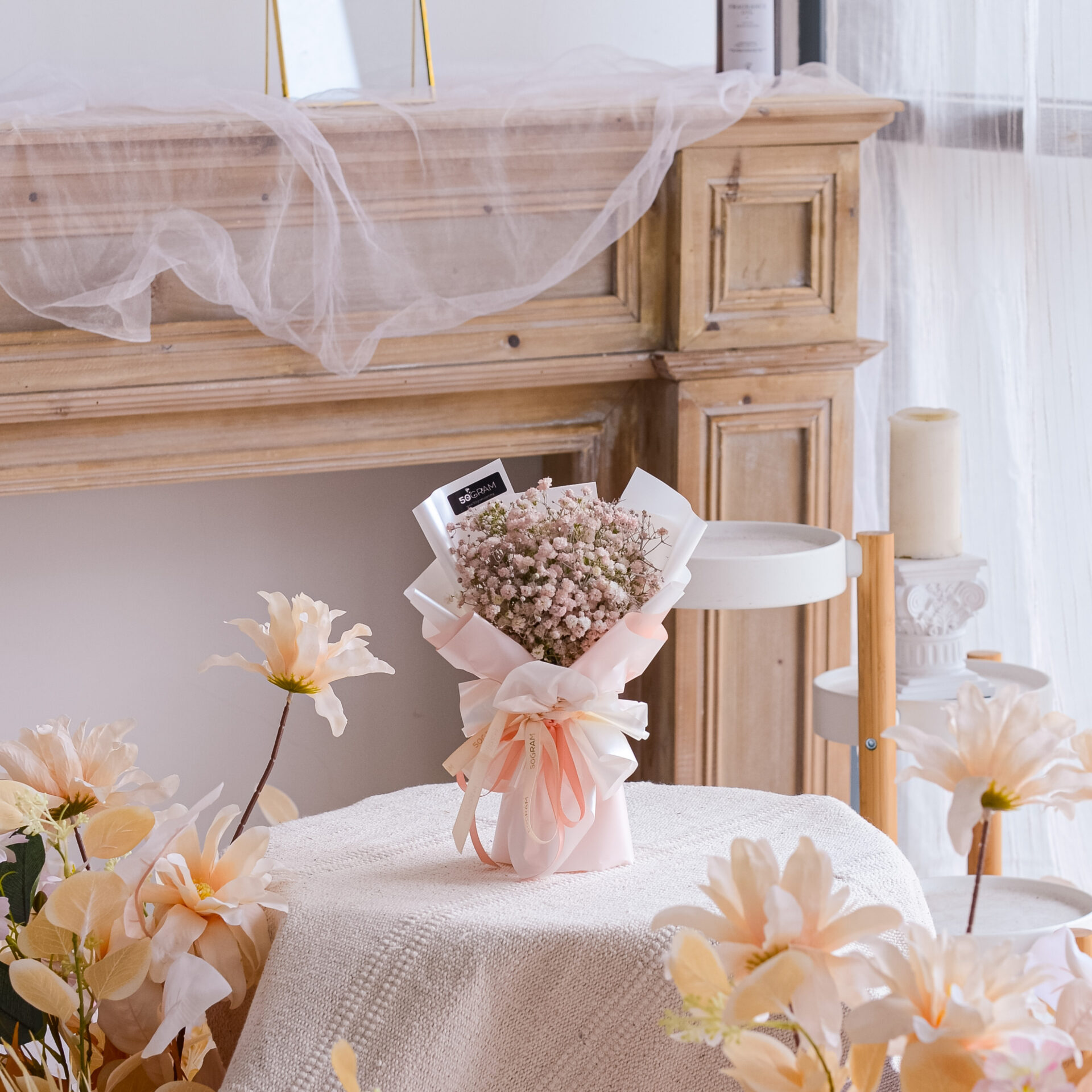 Baby pink, pink, baby breath