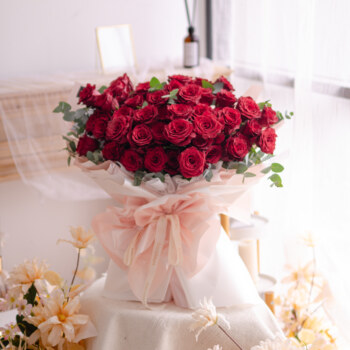 50 rose. red , red rose, proposal, marriage, wedding, love, Free Delivery, KL, Kuala Lumpur, Birthday, Surprise