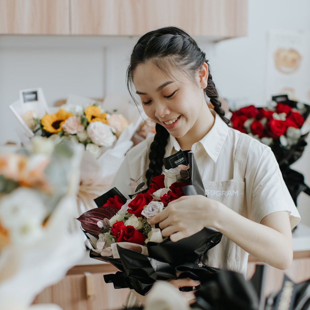 Valentine flower box free delivery kl & pj offer a satisfactory money-back guarantee.