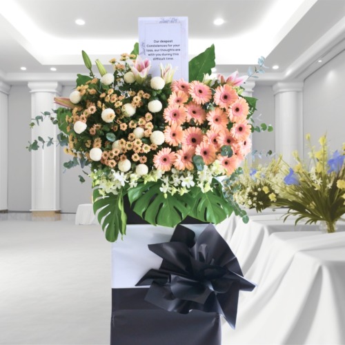 Green steel condolences stand 4