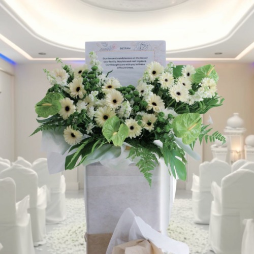 Green box condolences stand 3