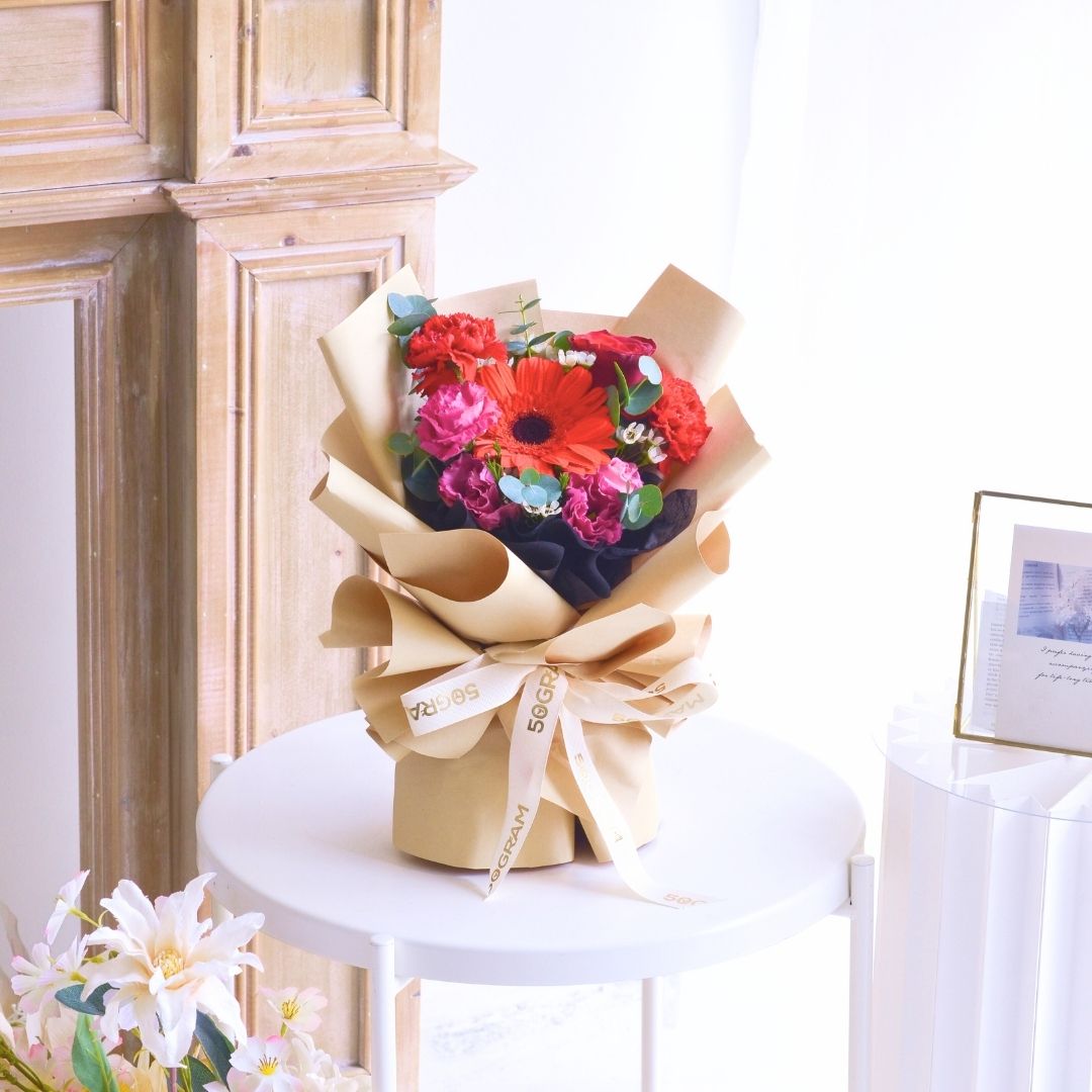 Blooms of empowerment hand bouquet - regular - image 5