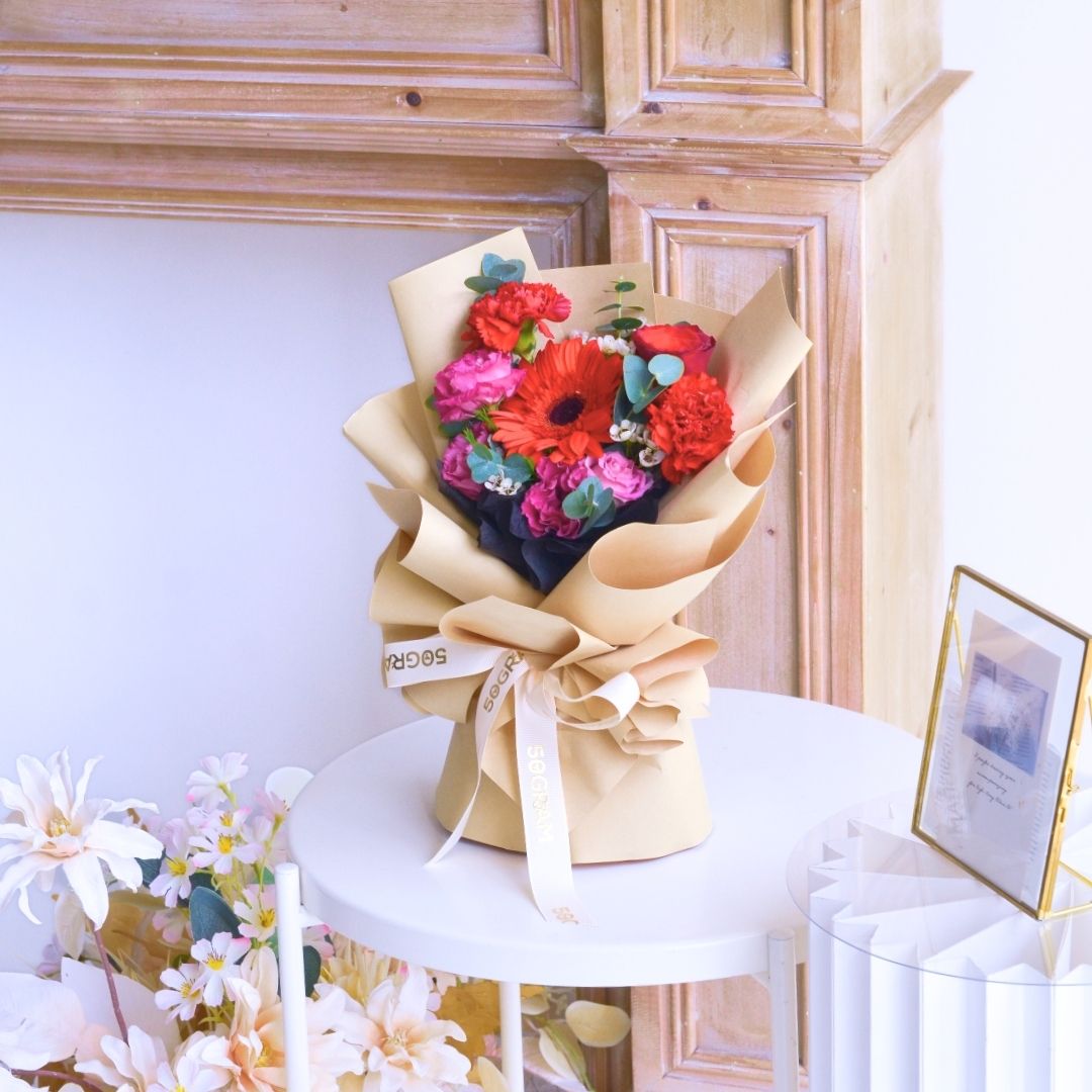 Blooms of empowerment hand bouquet - regular - image 6