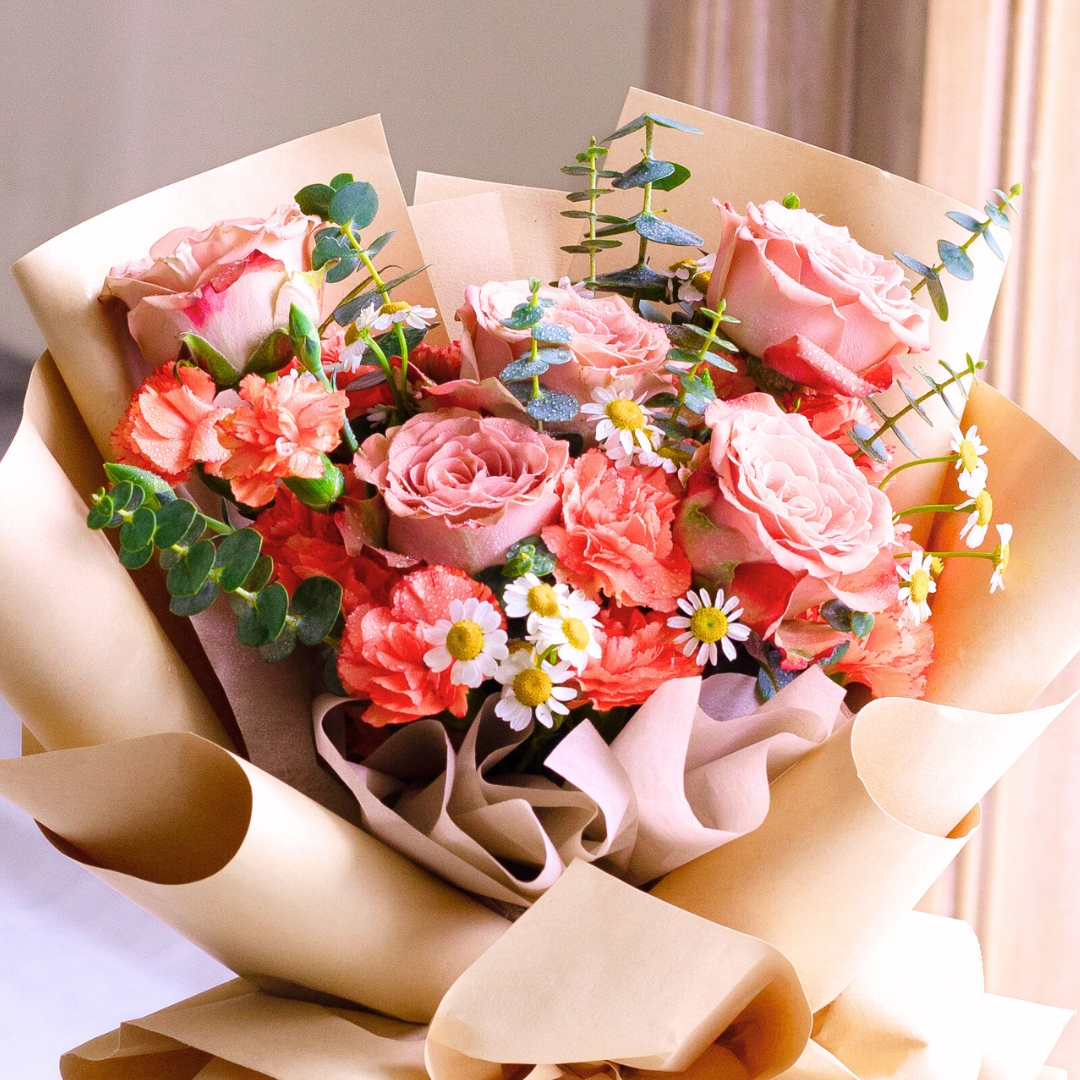 Sunrise charm cappuccino rose hand bouquet - image 8