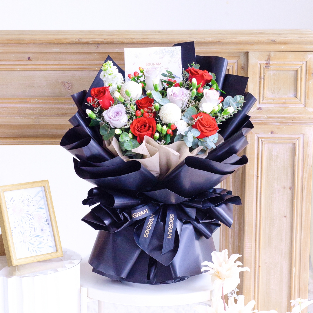 Moonlit love red roses hand bouquet - image 12