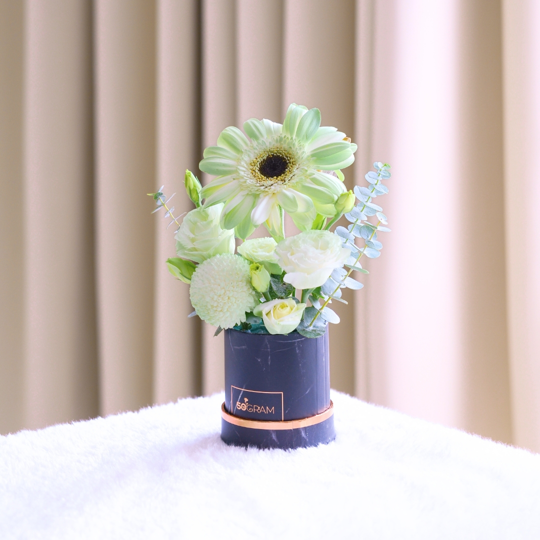 Rainbow bliss flower box - image 20