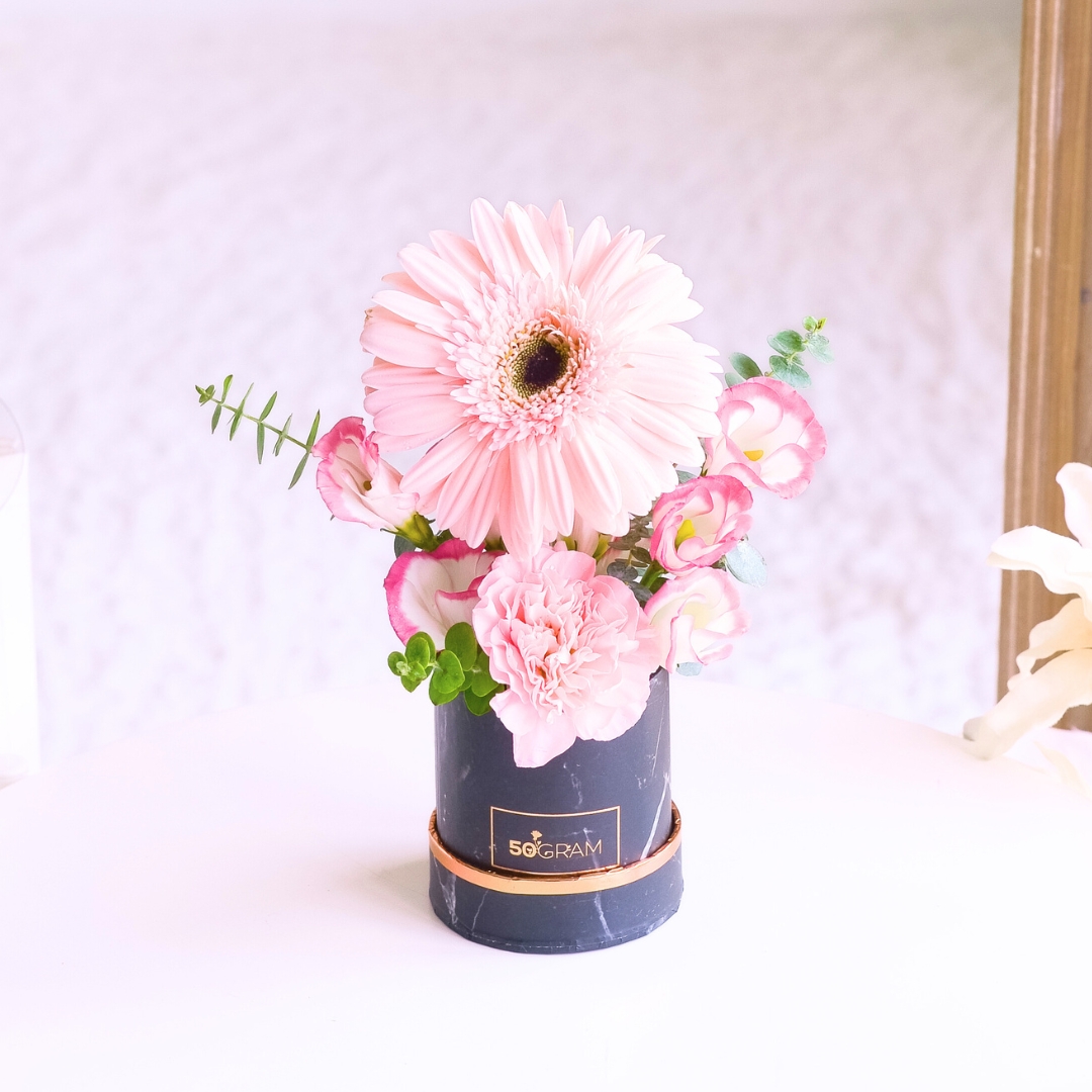 Rainbow bliss flower box - image 17