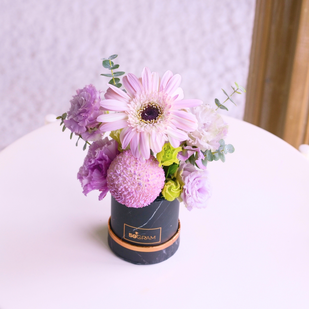 Rainbow bliss flower box - image 10