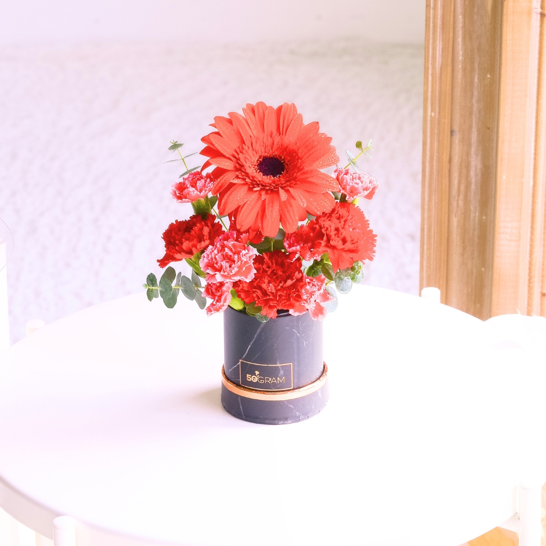 Rainbow bliss flower box - image 6