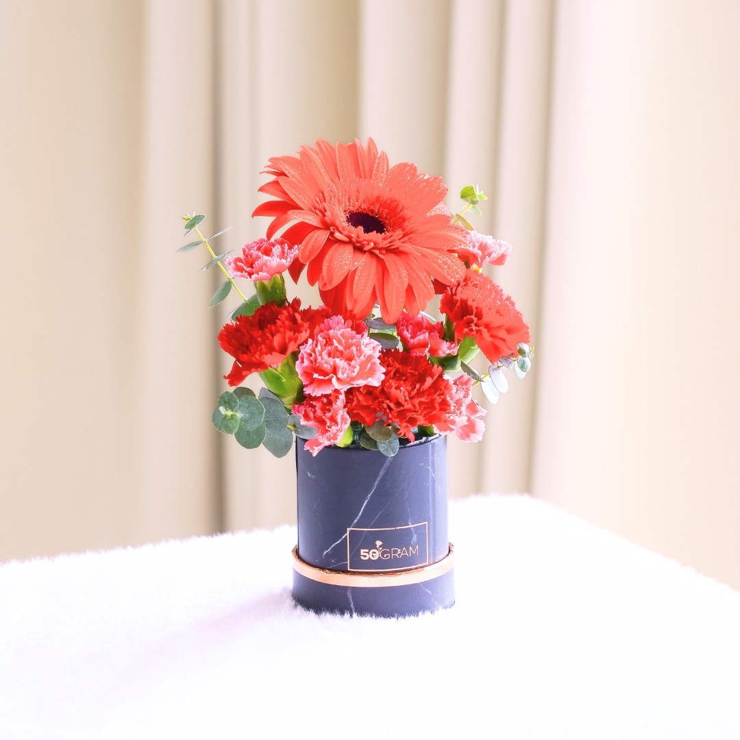 Rainbow bliss flower box - image 8