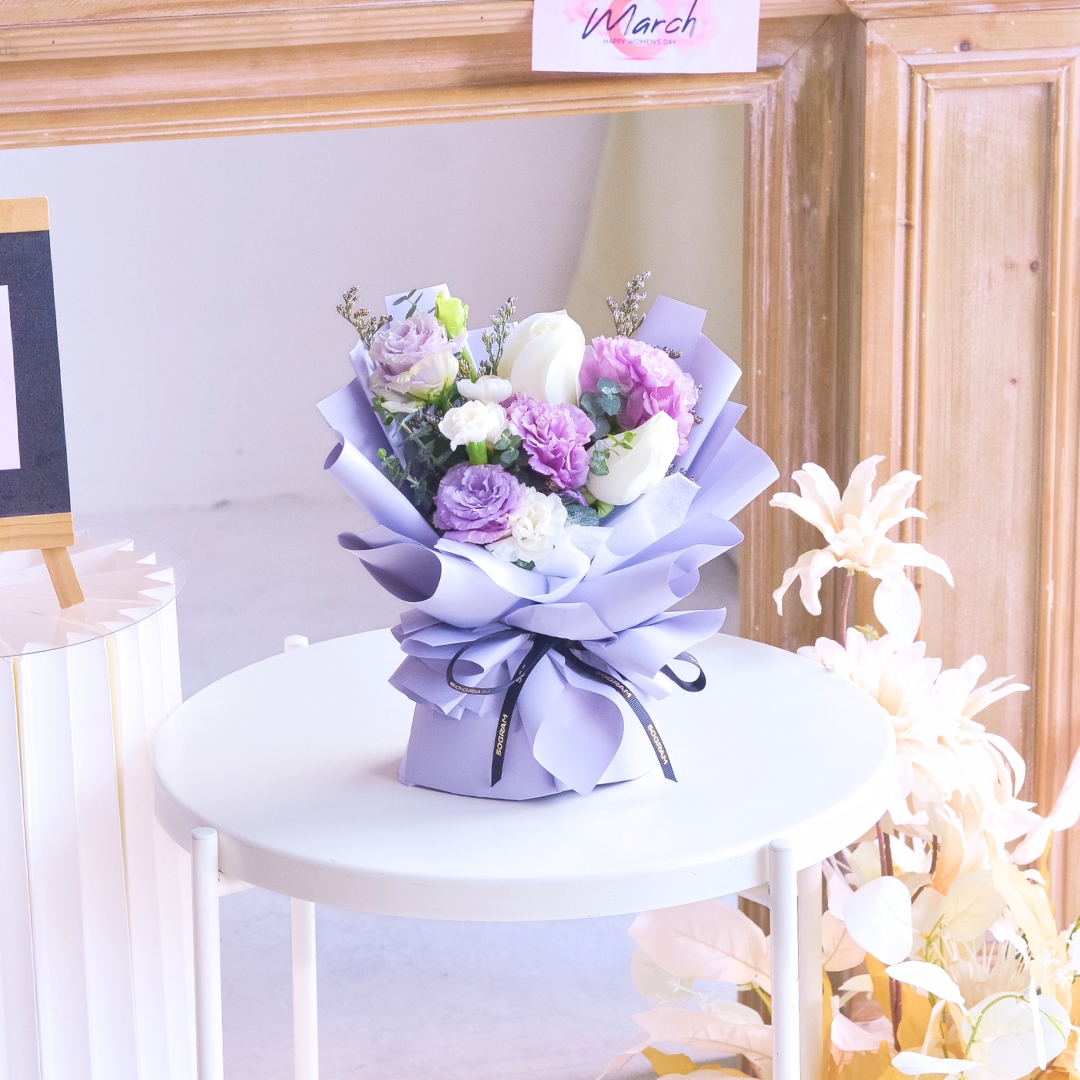 Feminine grace mini hand bouquet - image 4