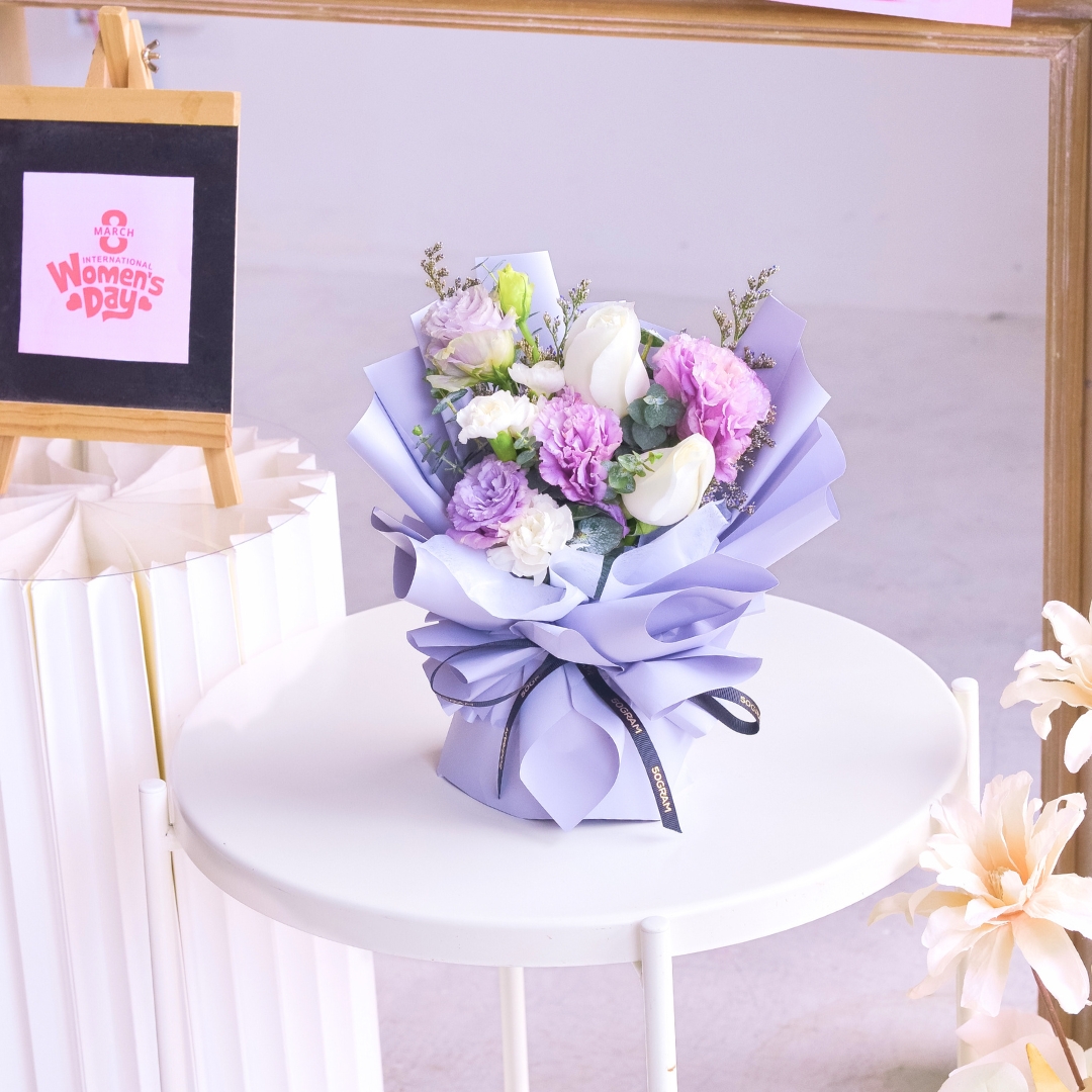 Feminine grace mini hand bouquet - image 6