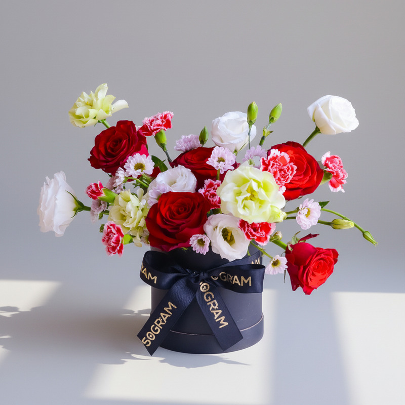 Bloom Hug Flower Box