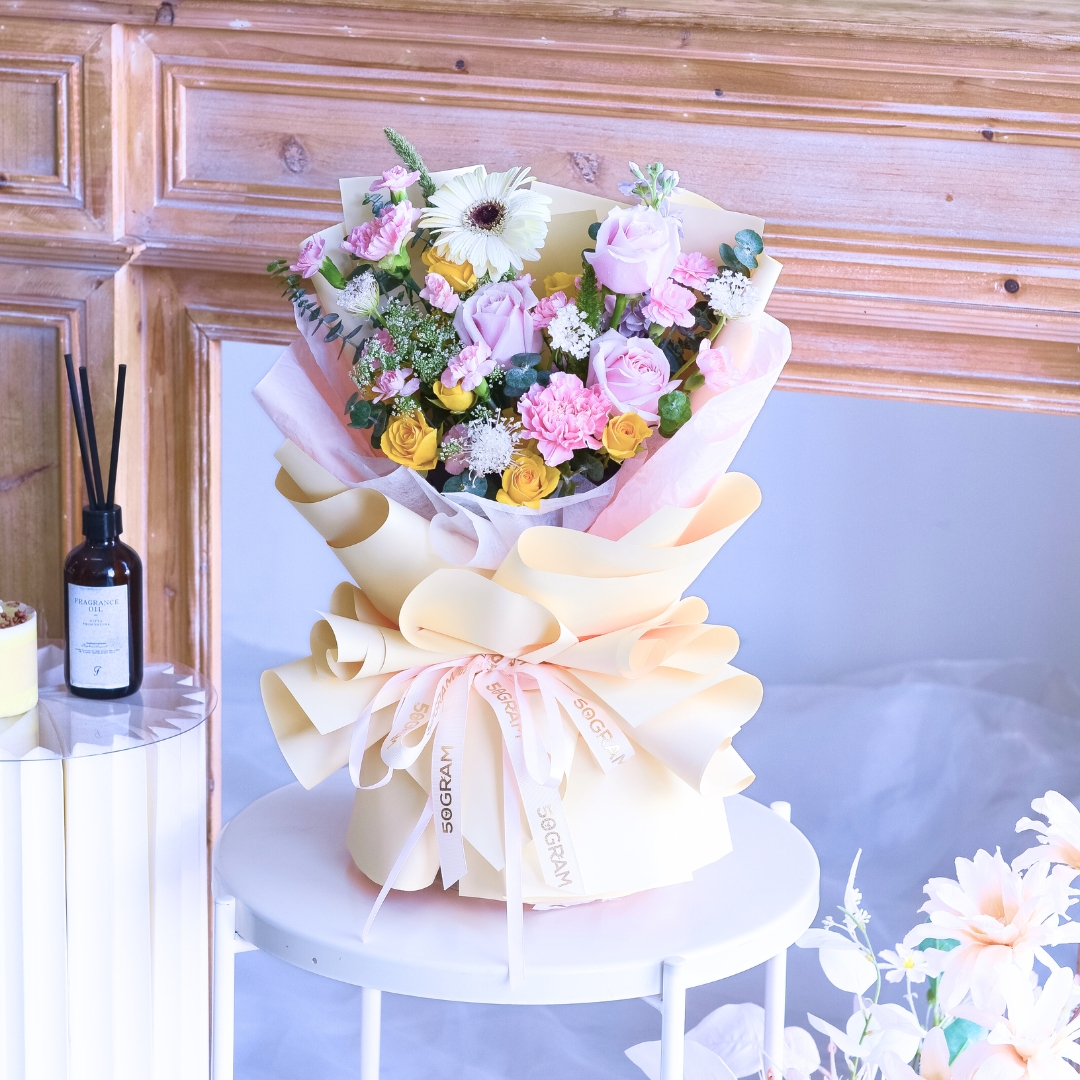 Honey haze hand bouquet - image 12