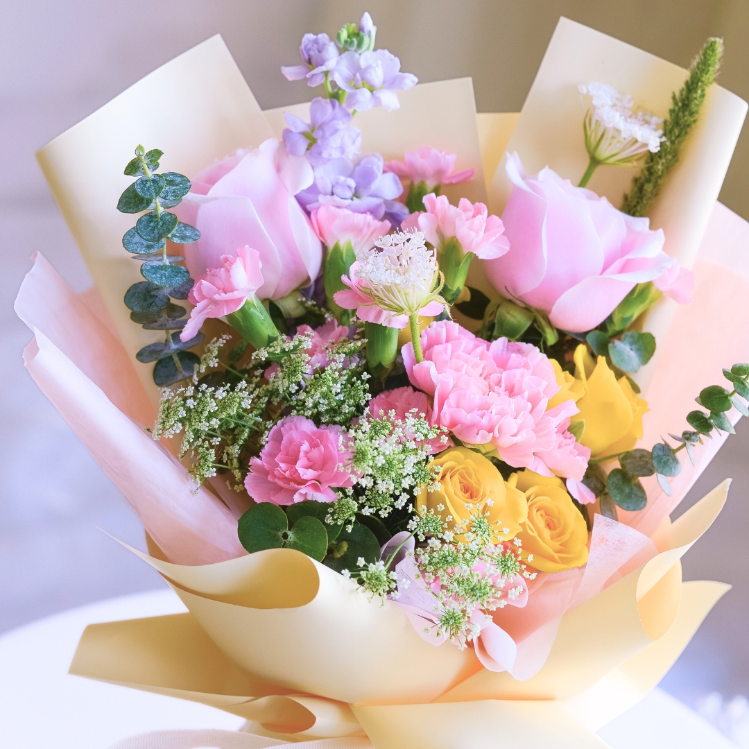 Honey haze hand bouquet - image 20