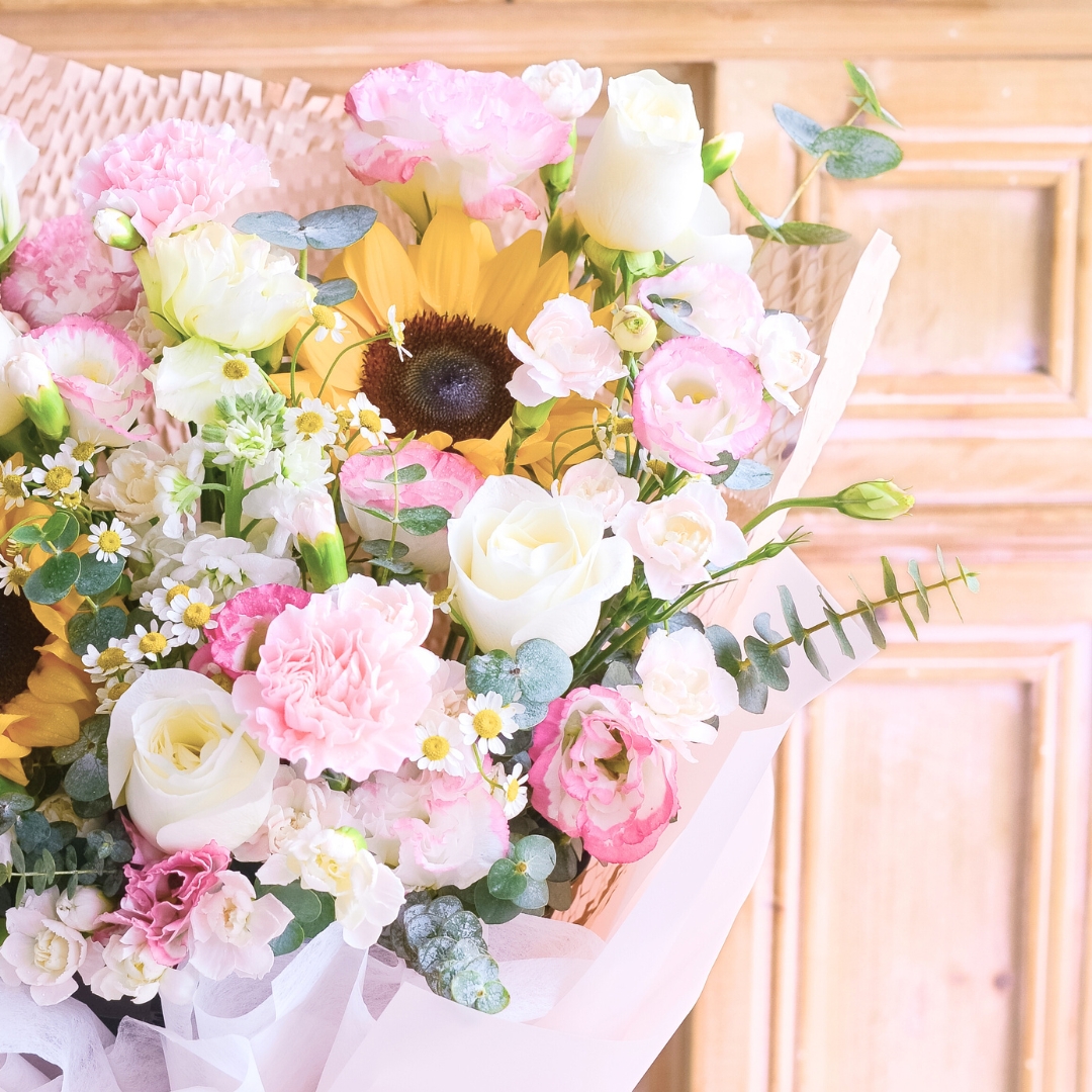 Sugar sun sunflower hand bouquet - image 8