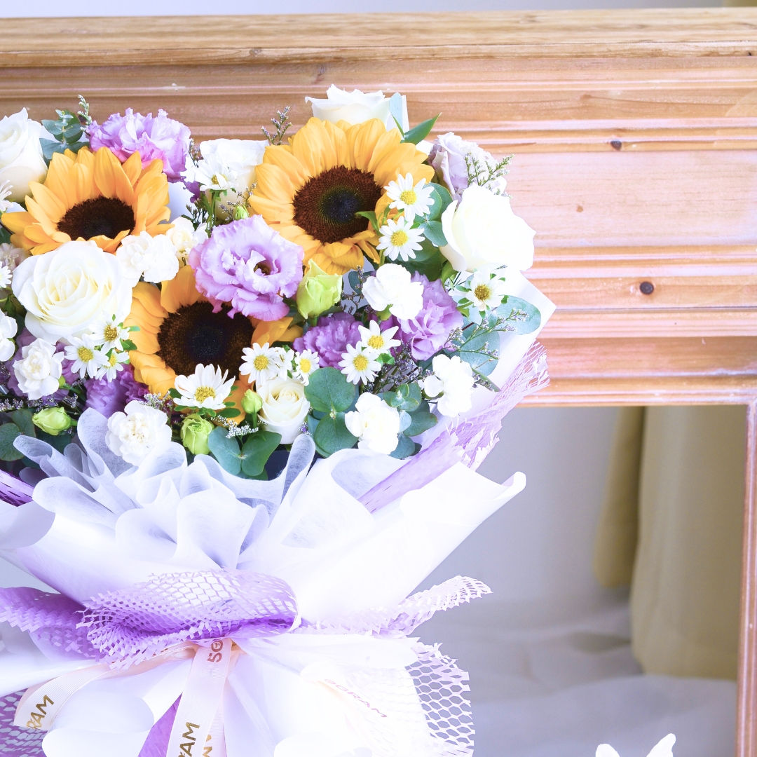 All set to soar hand bouquet - image 16