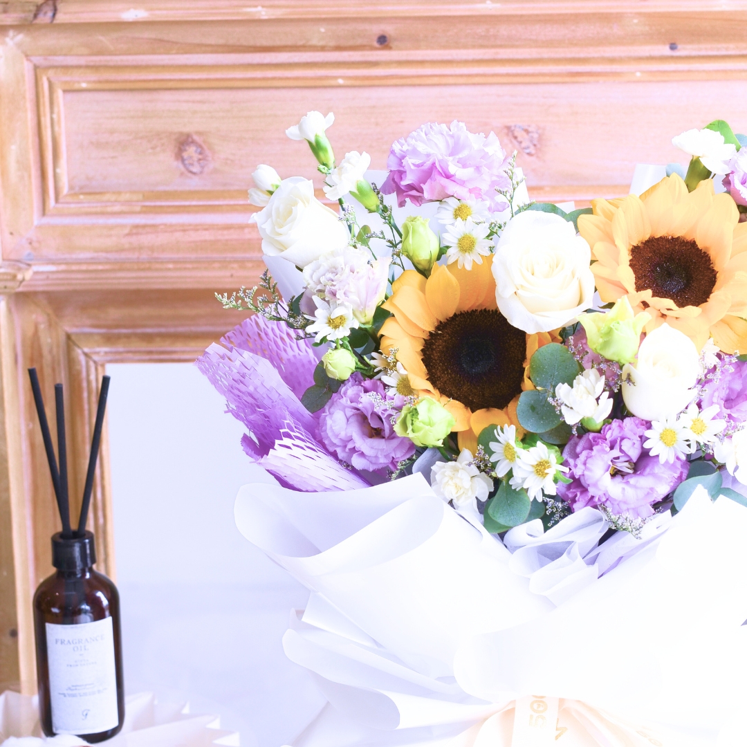 All set to soar hand bouquet - image 12