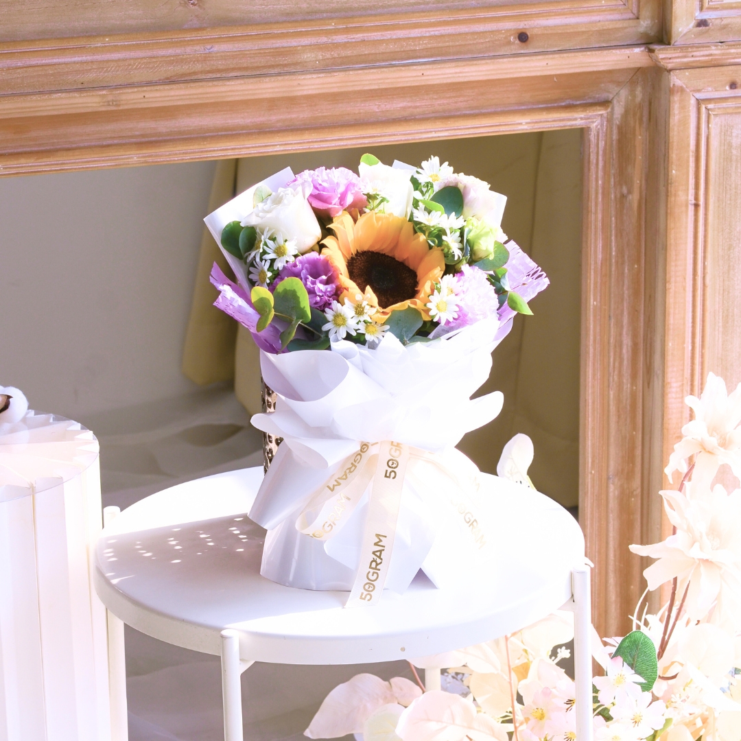 All set to soar hand bouquet - image 5