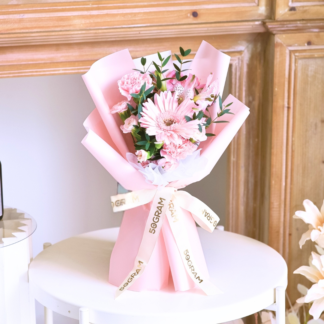 Pinkie pop pink daisy carnation hand bouquet - image 5