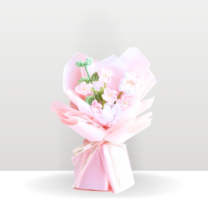 Snuggle Blossom Crochet Mini Bouquet